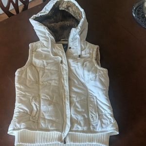 American Eagle woman's vest